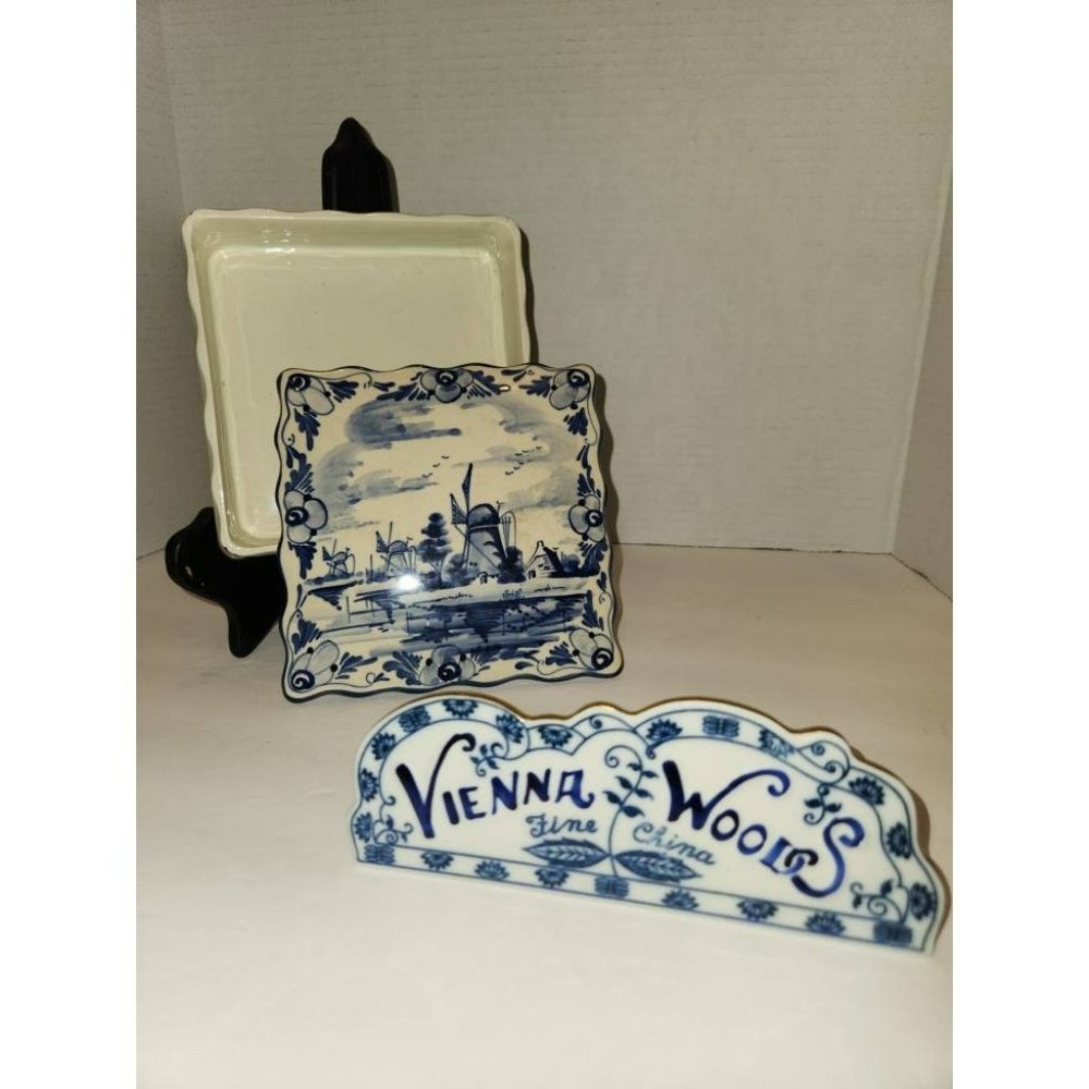 Vintage Vienna Woods Fine China Porcelain Delft Blue Windmill 6" Square Lidded T